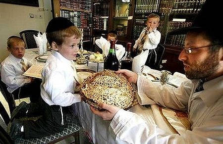 Judíos comiendo certificado kosher